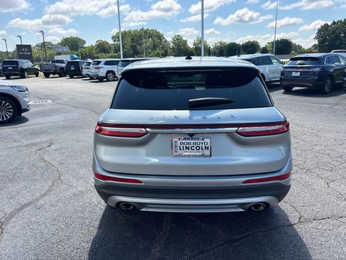 Certified 2024 Lincoln Corsair AWD image 6