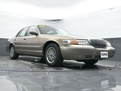 Used 2002 Mercury Grand Marquis GS image 36