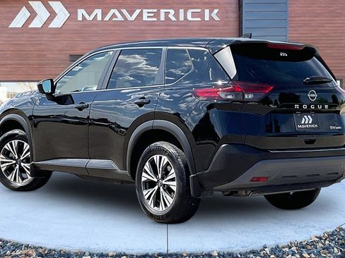 Used 2023 Nissan Rogue SV AWD/4WD image 4