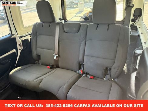Used 2020 Jeep Wrangler Unlimited Willys image 29
