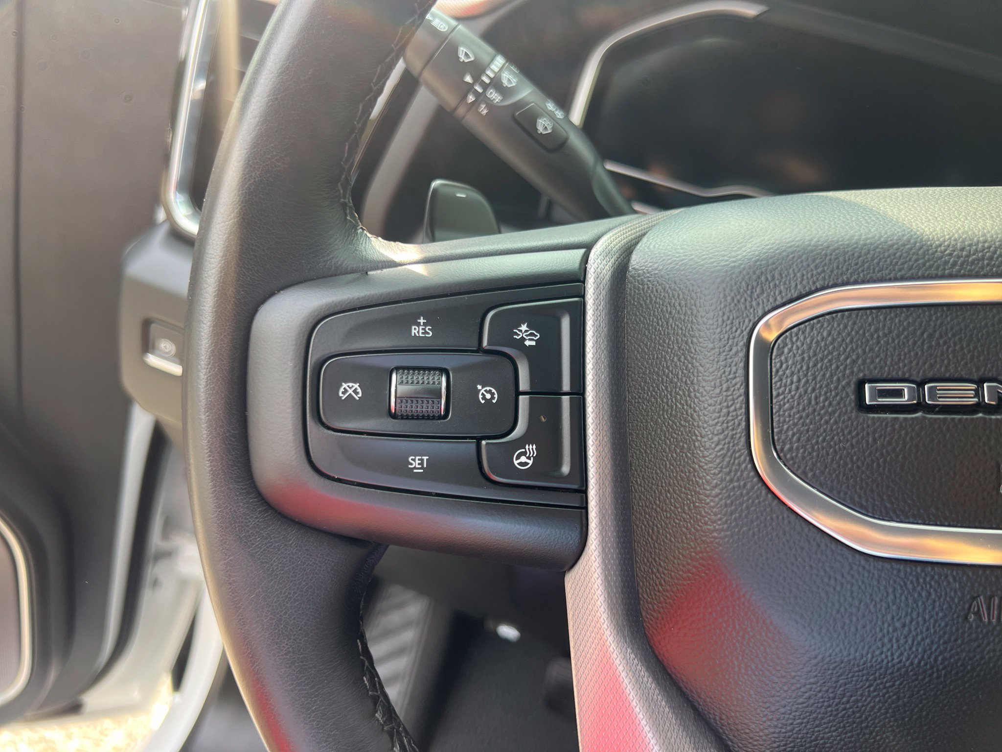 Used 2023 GMC Sierra 1500 Denali AWD/4WD image 21