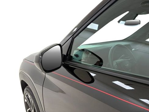 Used 2025 Chevrolet TrailBlazer RS image 10