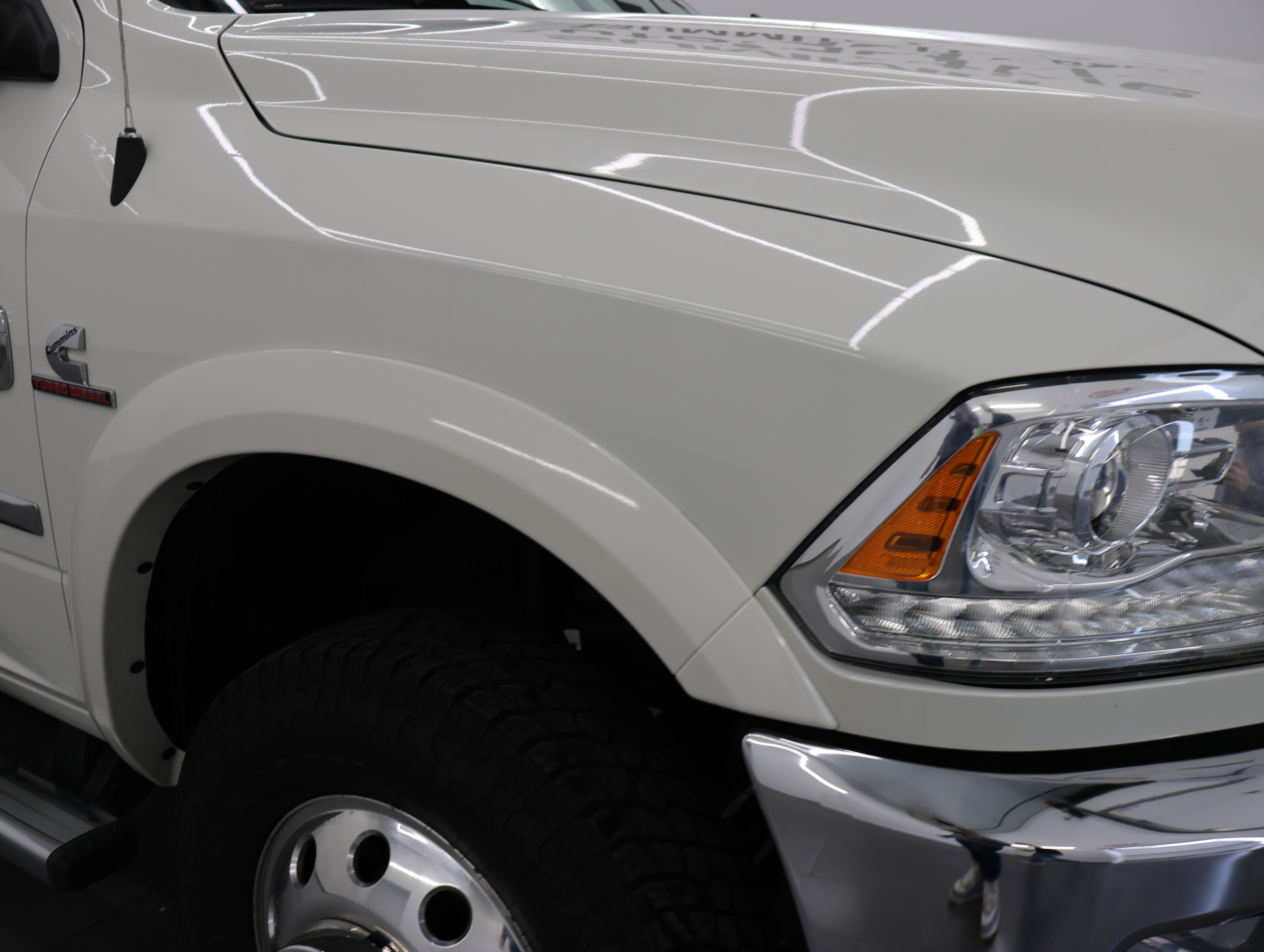 Used 2017 RAM 3500 Laramie Longhorn w/ Convenience Group AWD/4WD image 25