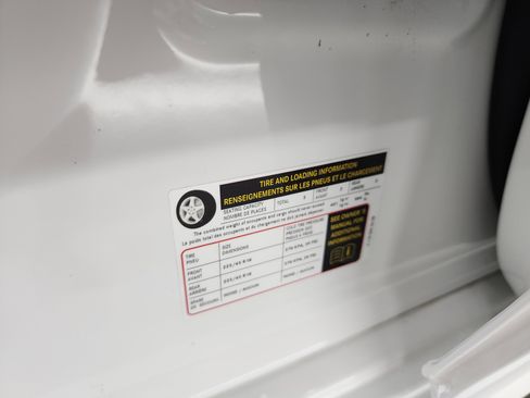 Used 2025 Mercedes-Benz CLA 250 4MATIC image 60