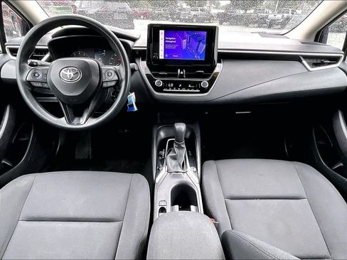 Used 2024 Toyota Corolla LE FWD image 21