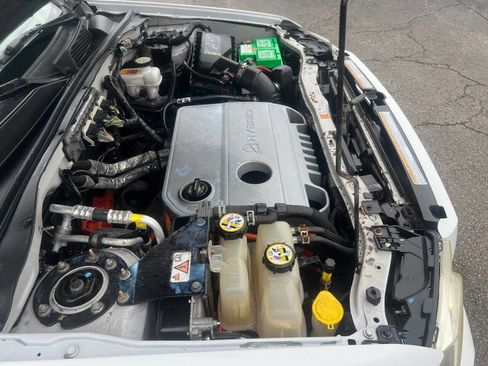 Used 2010 Ford Escape Limited image 39