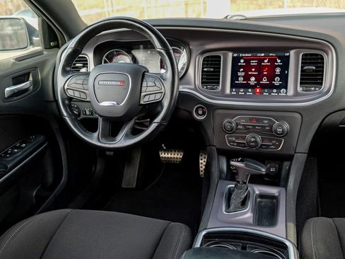 Used 2020 Dodge Charger Scat Pack image 40