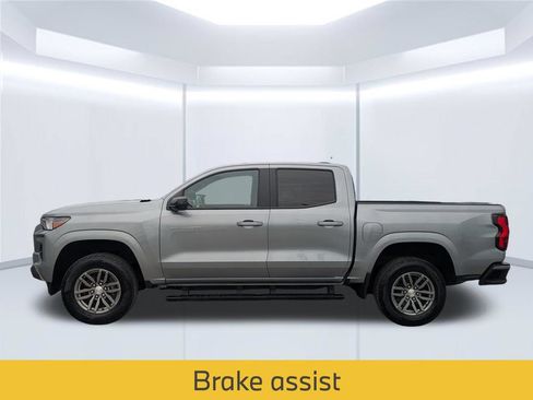 Used 2024 Chevrolet Colorado LT w/ LT Convenience Package RWD image 2