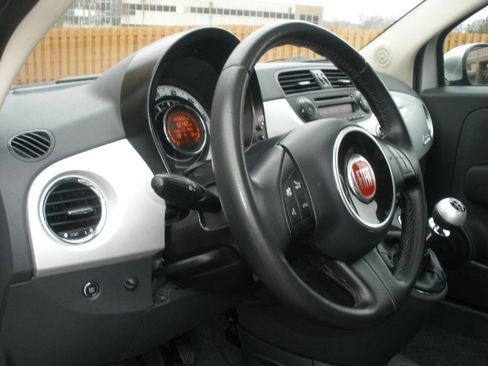 Used 2013 FIAT 500 Pop FWD image 24