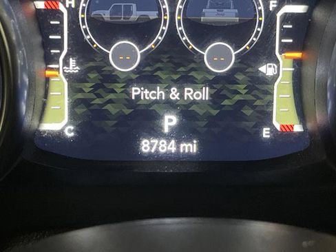 Used 2022 Jeep Gladiator Overland w/ Popular Equipment Package image 6