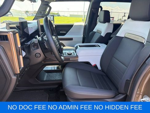 Used 2025 GMC Hummer EV 3X w/ LPO, Illumination Package AWD/4WD image 11