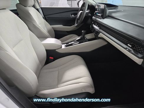 Certified 2023 Honda Accord EX image 21