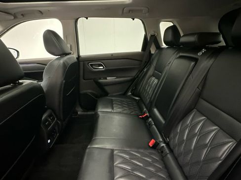 Used 2023 Nissan Rogue Platinum w/ Platinum Premium Package AWD/4WD image 10
