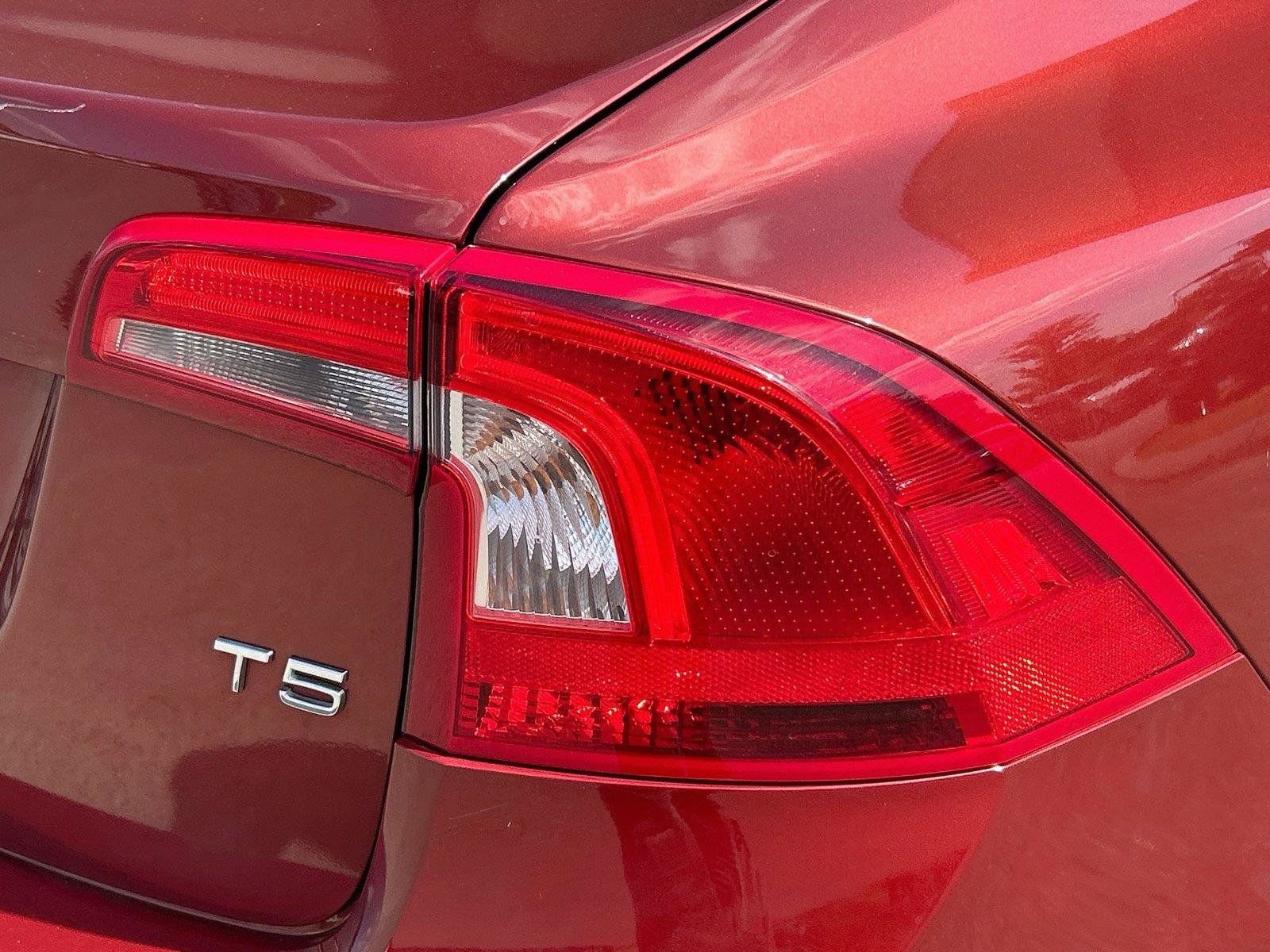 Used 2016 Volvo S60 T5 Premier w/ Convenience Package FWD image 11