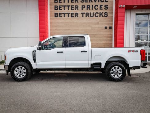 Used 2024 Ford F250 XLT w/ FX4 Off-Road Package AWD/4WD image 7