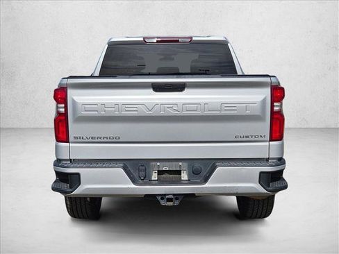 Used 2022 Chevrolet Silverado 1500 Custom w/ Safety Confidence Package image 6