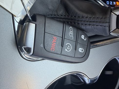 Used 2020 Jeep Grand Cherokee Limited image 45