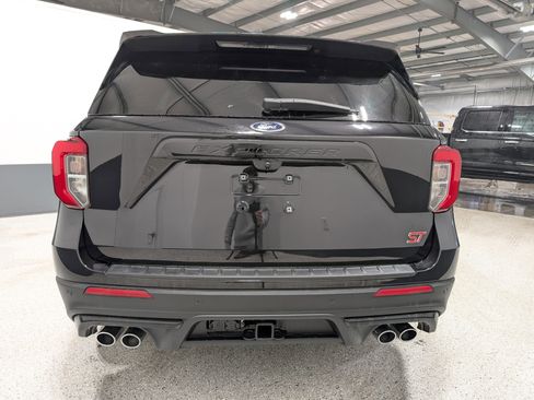 Used 2021 Ford Explorer ST w/ ST Street Pack image 4