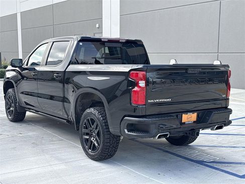 Used 2022 Chevrolet Silverado 1500 LT Trail Boss w/ Convenience Package II image 5