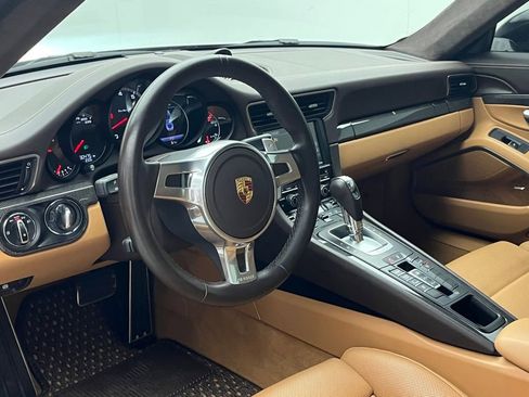 Used 2015 Porsche 911 Turbo S image 4