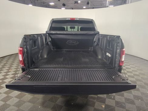 Used 2018 Ford F150 XLT w/ Equipment Group 302A Luxury image 6