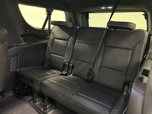 Used 2022 GMC Yukon XL SLT image 31