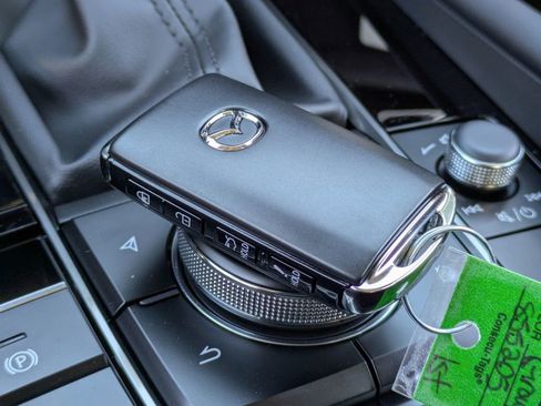 New 2026 MAZDA MAZDA3 Carbon image 29