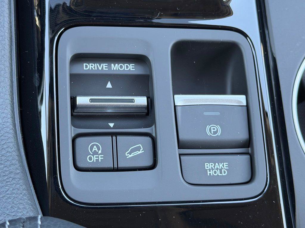 New 2026 Honda Pilot Touring image 22