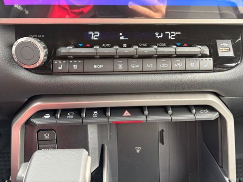 New 2026 Toyota Tundra Limited AWD/4WD image 23