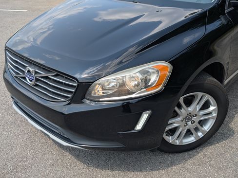 Used 2016 Volvo XC60 T5 w/ Proximity Package FWD image 13