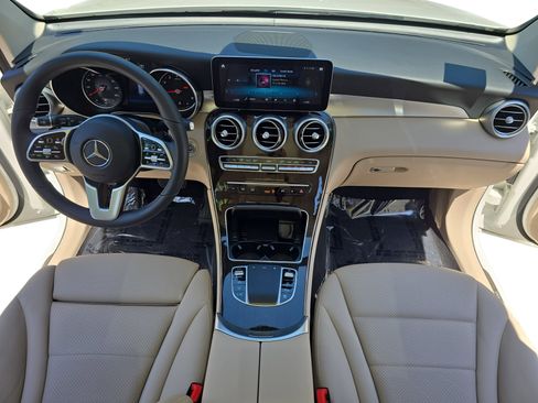 Certified 2022 Mercedes-Benz GLC 300 image 9