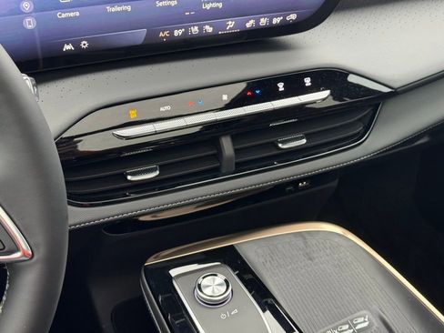 New 2026 Buick Enclave Avenir w/ Super Cruise Package image 31