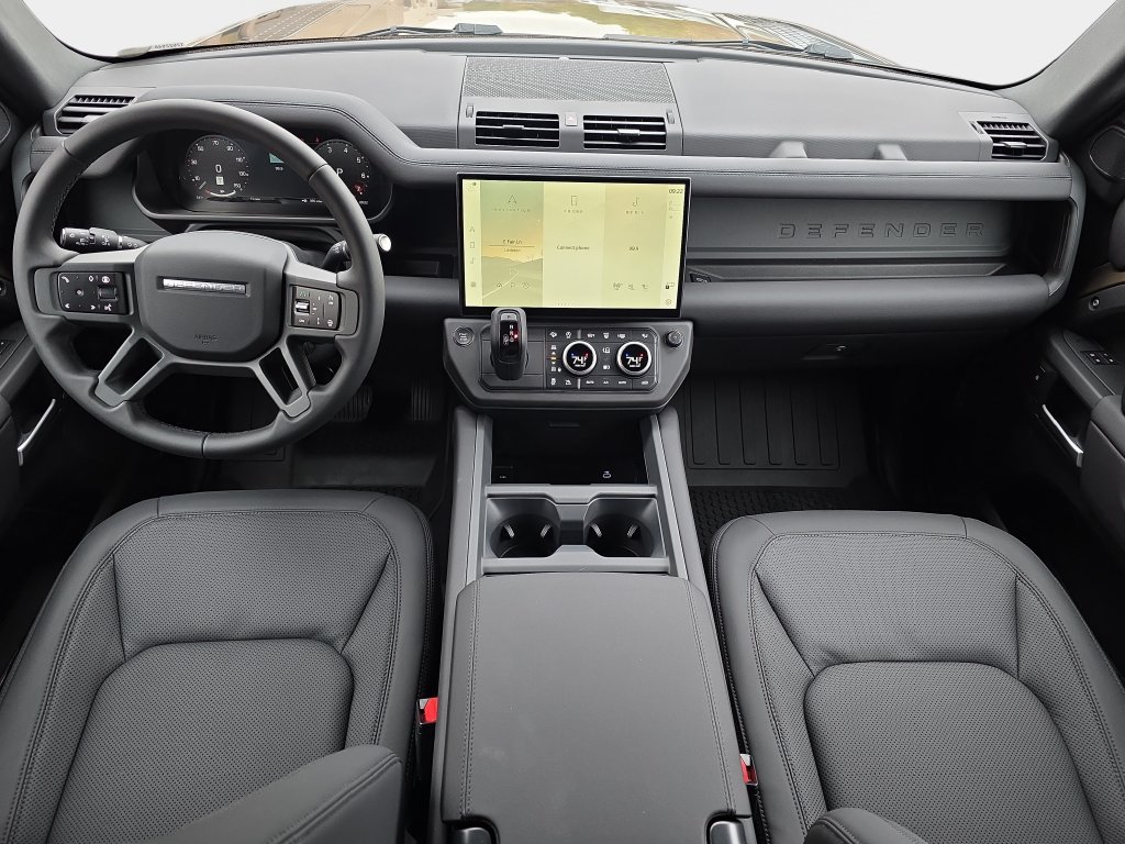 New 2026 Land Rover Defender 110 X-Dynamic SE AWD/4WD image 9