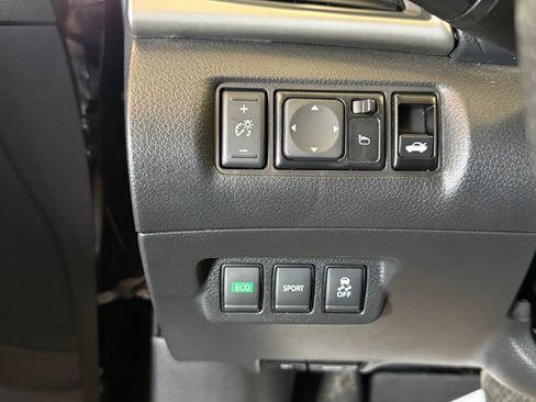 Used 2018 Nissan Sentra S FWD image 18