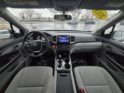 Used 2018 Honda Pilot EX image 17