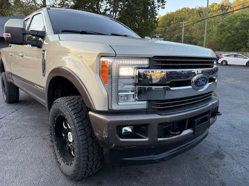 Used 2017 Ford F250 King Ranch w/ King Ranch Ultimate Package image 21