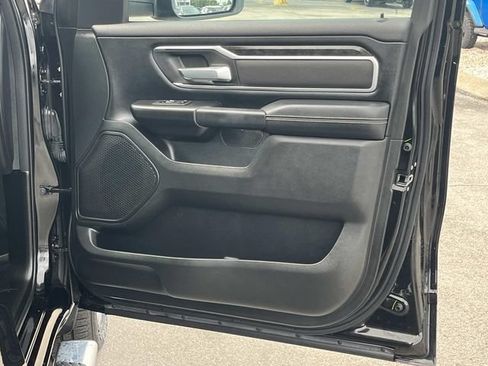 Used 2023 RAM 1500 4x4 Crew Cab image 23