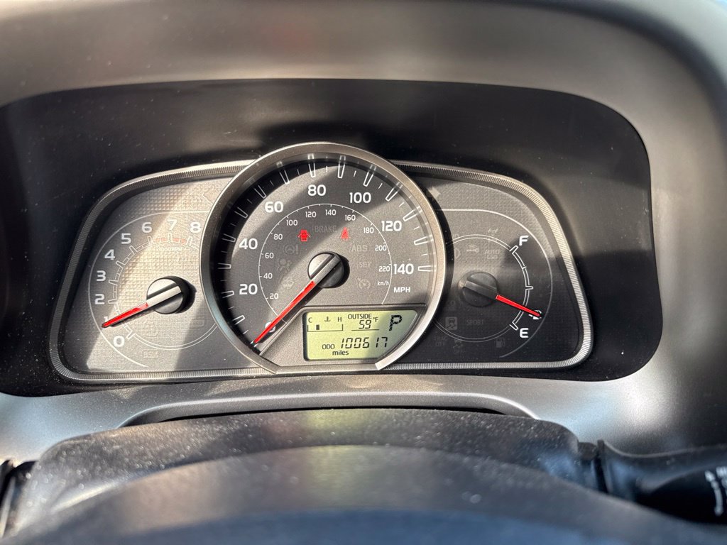 Used 2013 Toyota RAV4 XLE AWD/4WD image 15