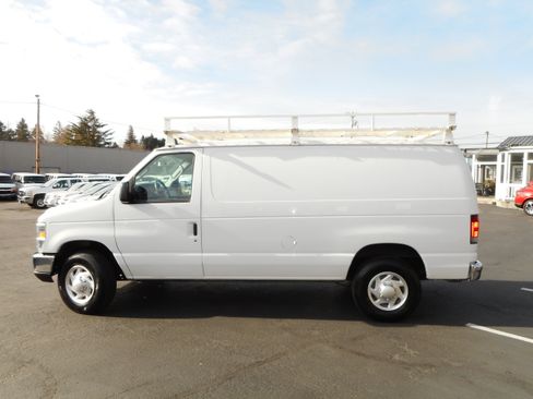 Used 2011 Ford E-250 and Econoline 250 w/ PWR Group image 6