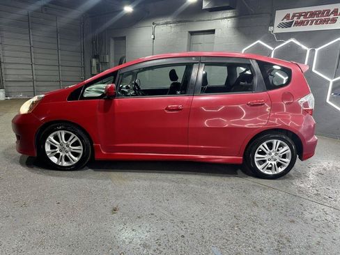 Used 2010 Honda Fit Sport image 3