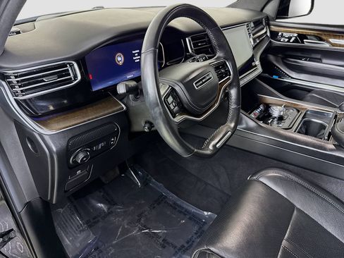 Used 2022 Jeep Grand Wagoneer Series II w/ Premium Group II image 21