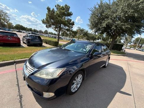 Used 2010 Lexus ES 350 FWD image 2