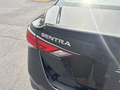 Used 2022 Nissan Sentra SR FWD image 5
