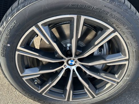 Used 2026 BMW X5 xDrive50e w/ M Sport Package AWD/4WD image 12