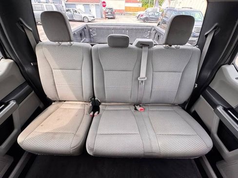 Used 2018 Ford F150 XLT AWD/4WD image 15