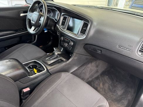 Used 2015 Dodge Charger R/T image 12