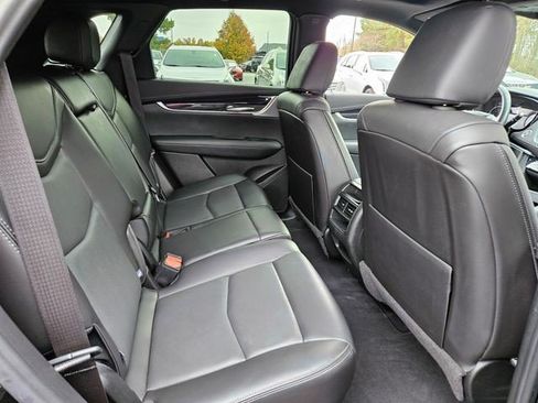 Certified 2025 Cadillac XT5 Premium Luxury FWD image 18