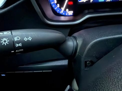 Used 2021 Toyota Corolla XSE image 14