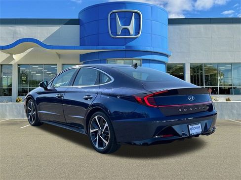 Used 2022 Hyundai Sonata SEL Plus w/ Cargo Package image 4
