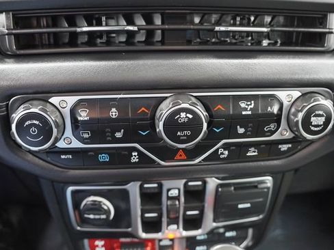 Certified 2025 Jeep Wrangler Unlimited Rubicon 4xe w/ Safety Group image 24